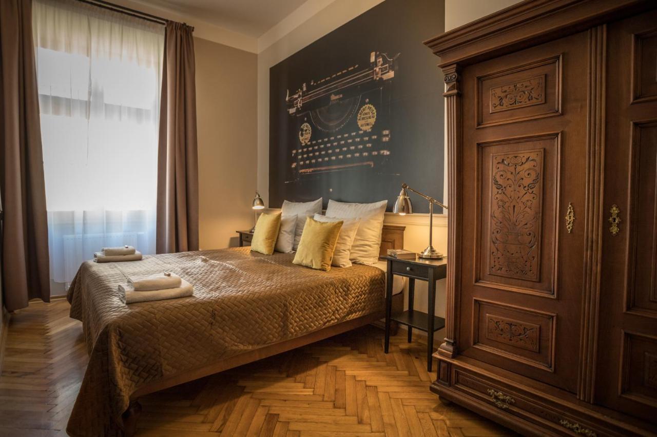 Scharffenberg Apartments Main Square Krakow Luaran gambar